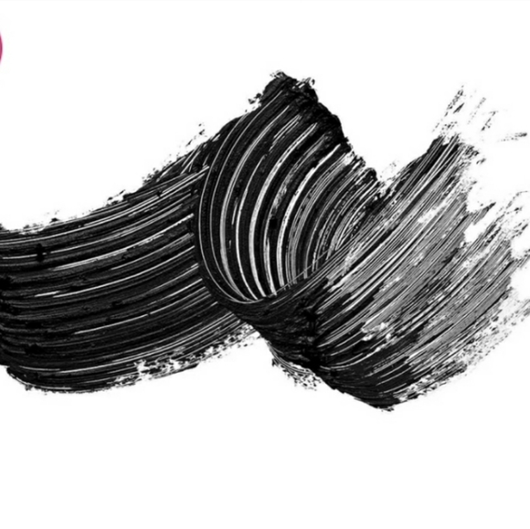 MINI KVD VEGAN BEAUTY GO BIG OR GO HOME MASCARA. - Picture 2 of 8